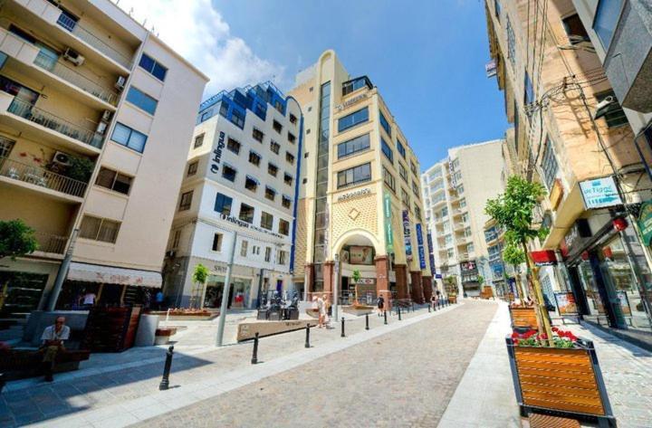 Perfect Location Idyllic 2Br Apartment Sliema Exteriör bild