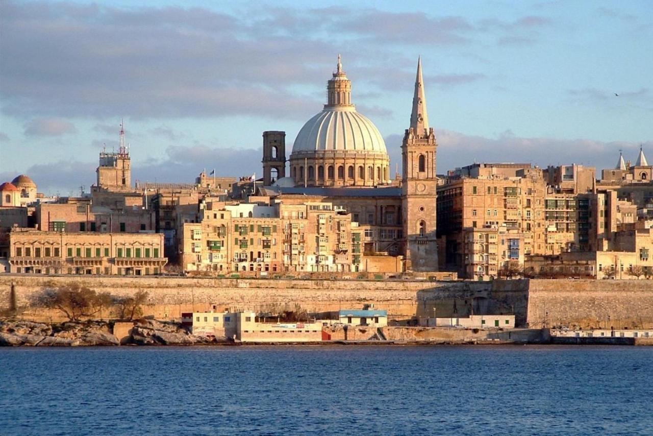 Perfect Location Idyllic 2Br Apartment Sliema Exteriör bild